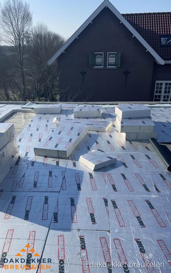 IKO PIR isolatieplaten op plat dak in Breukelen